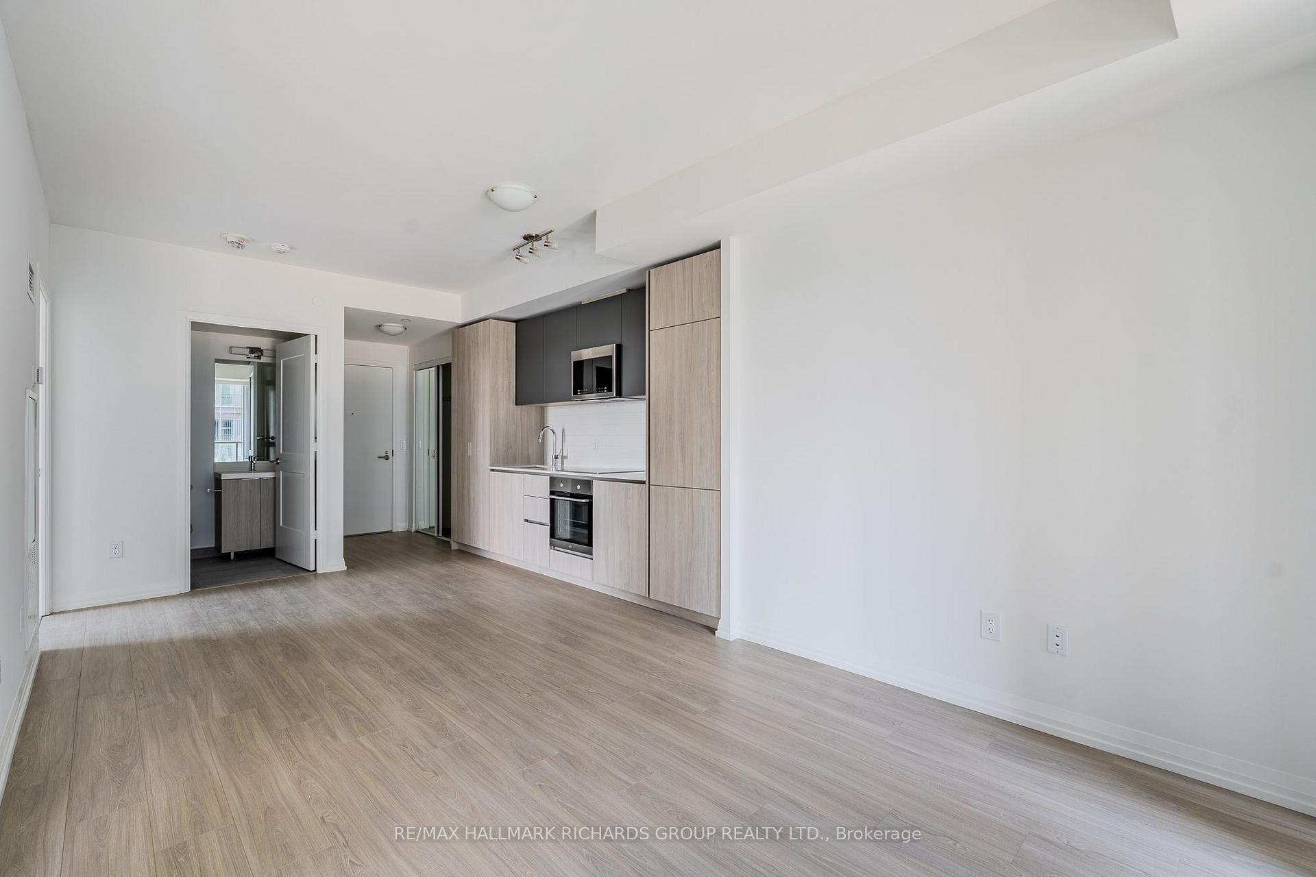 Photo 6 of Unit 3023, 28 Widmer Street, Toronto, Waterfront Communities — HOMEH