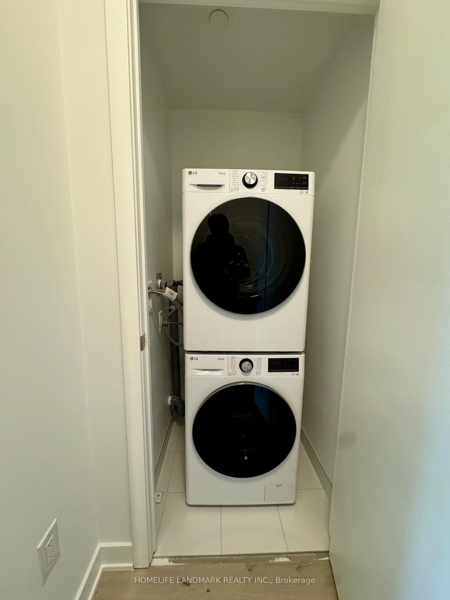 Photo 6 of Unit 548, 30 Dreamers Way, Toronto, Regent Park — HOMEH