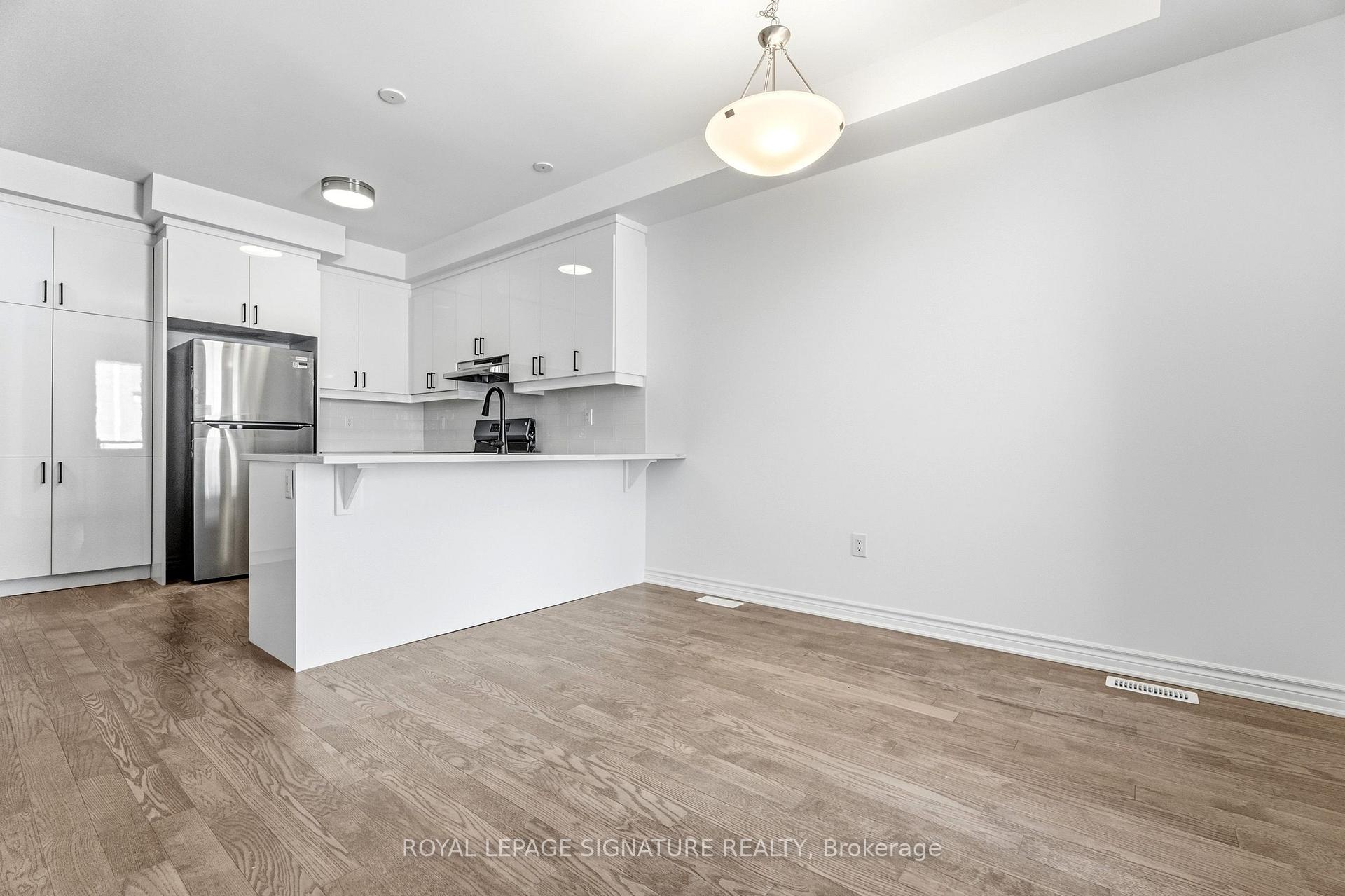 Photo 6 of 111 Avani Avenue, Markham, Rural Markham — HOMEH