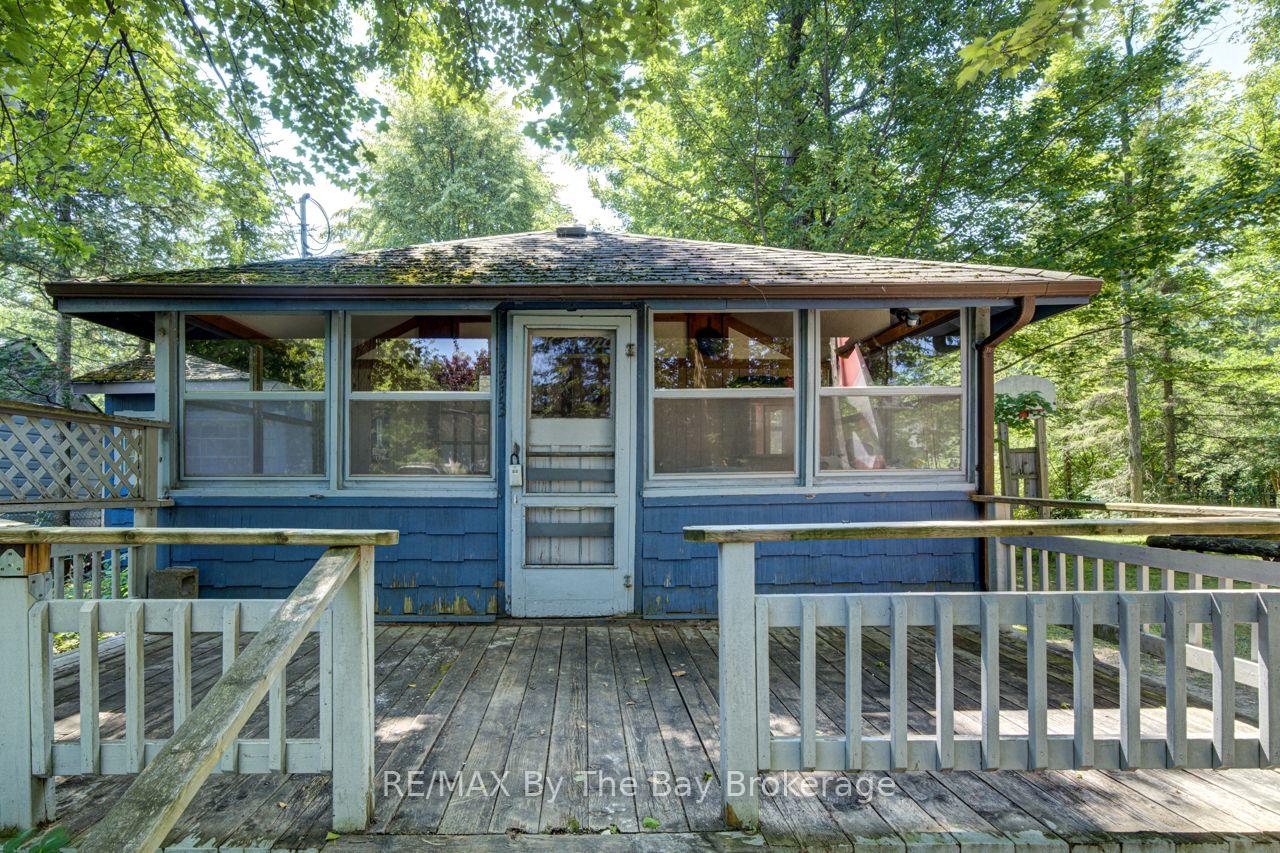 Photo 1 of 1713 Shore Lane, Wasaga Beach — HOMEH