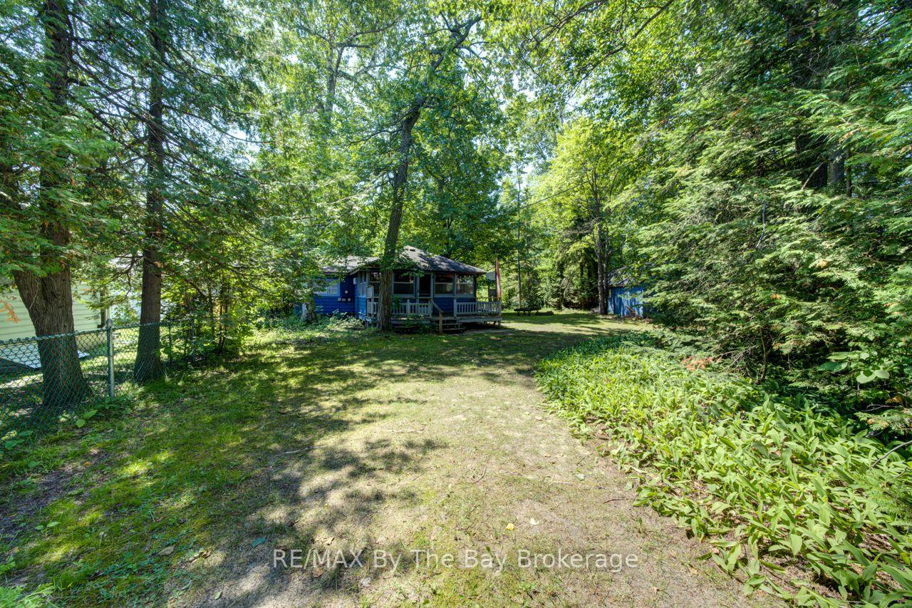Photo 12 of 1713 Shore Lane, Wasaga Beach — HOMEH