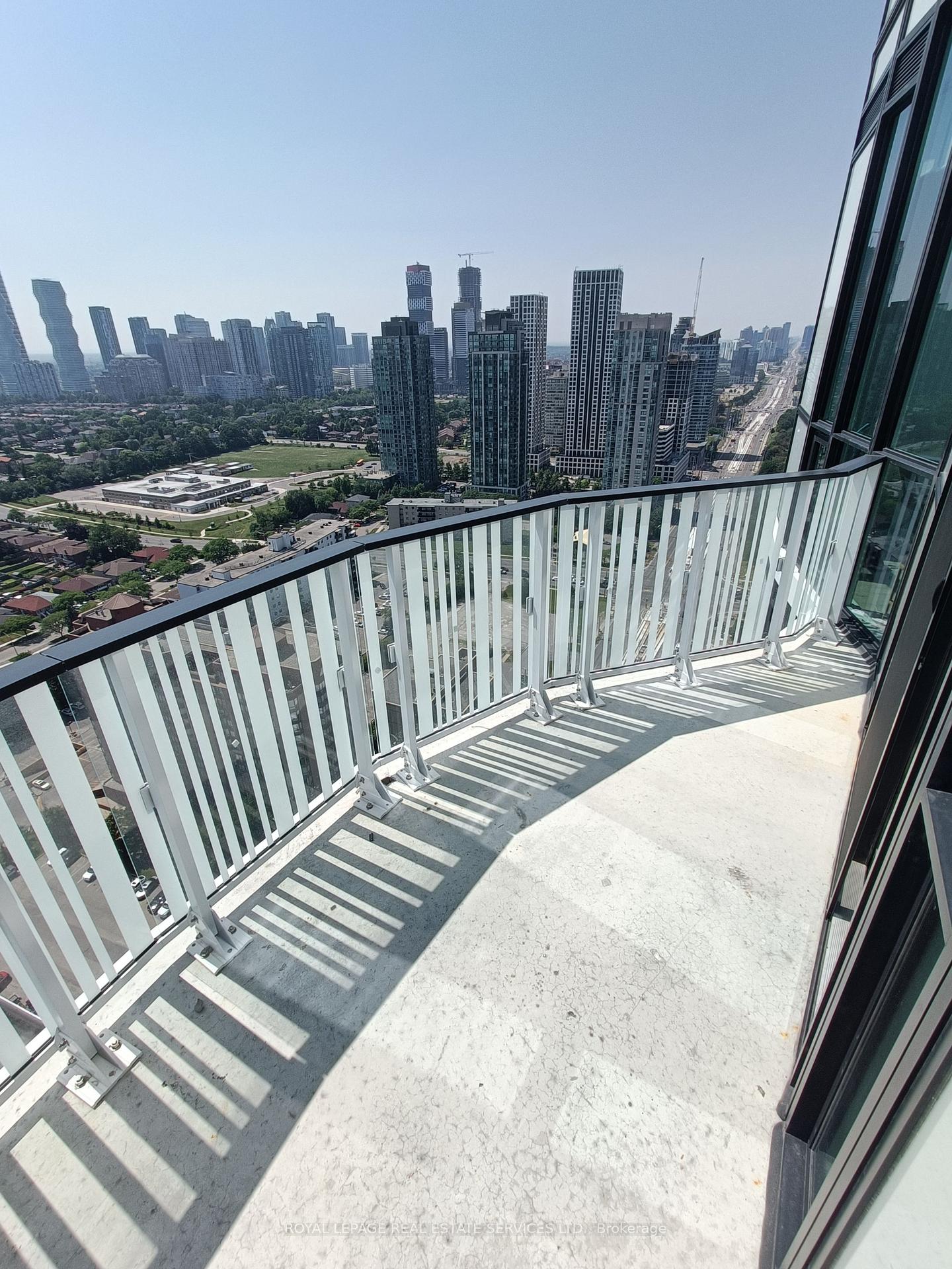 Photo 9 of Unit 3210, 1 Fairview Road E, Mississauga, Mississauga Valleys — HOMEH