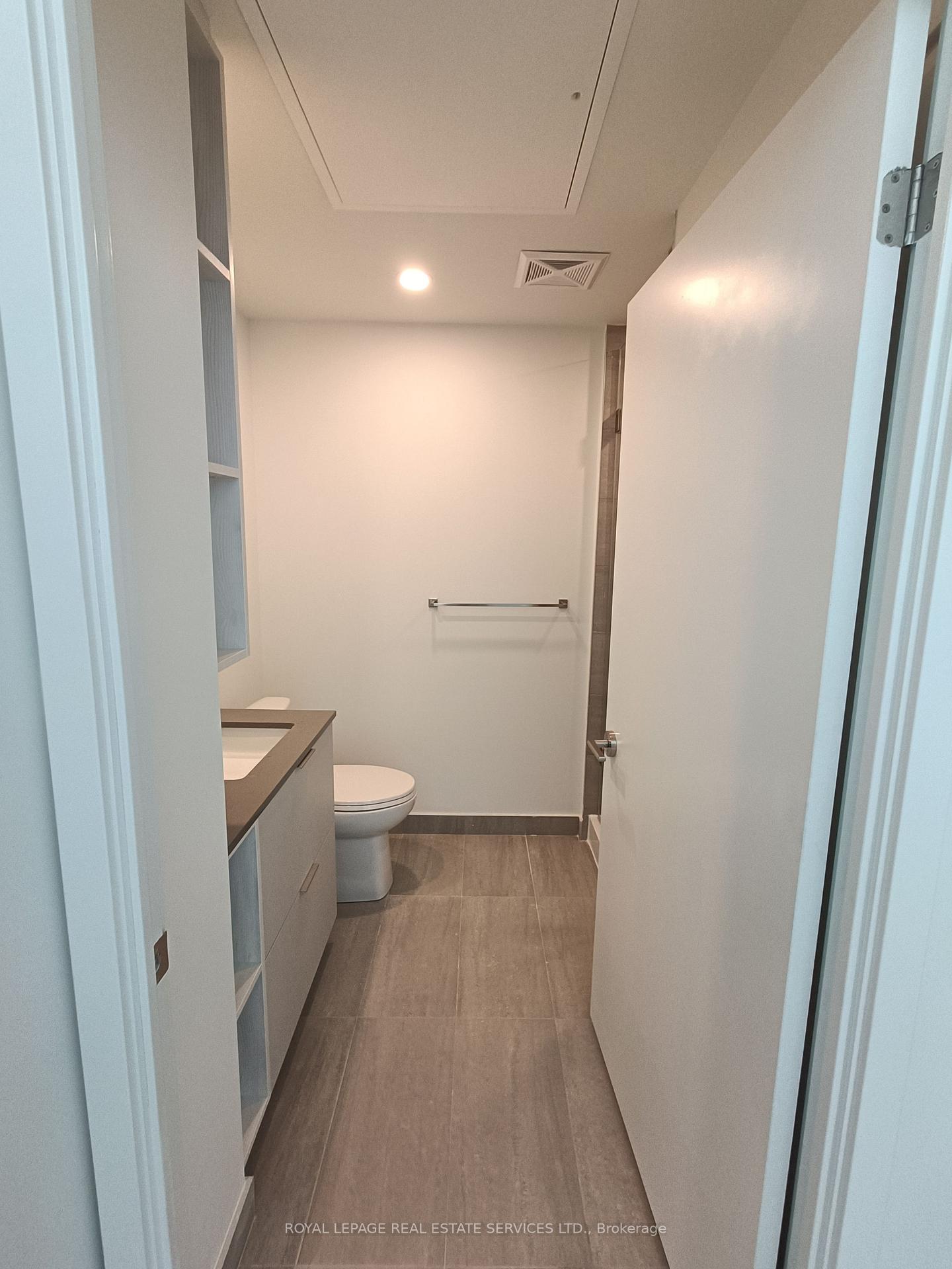 Photo 17 of Unit 3210, 1 Fairview Road E, Mississauga, Mississauga Valleys — HOMEH