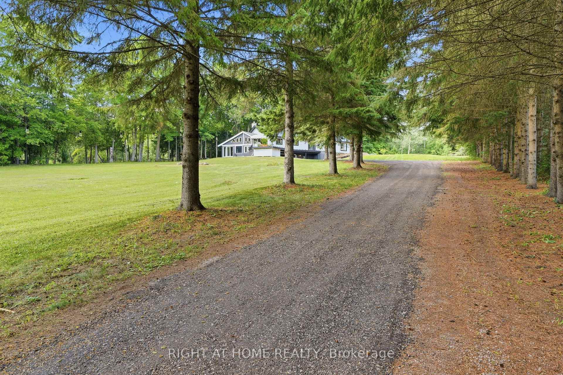 Photo 11 of 5609 4th Line, Erin, Rural Erin — HOMEH