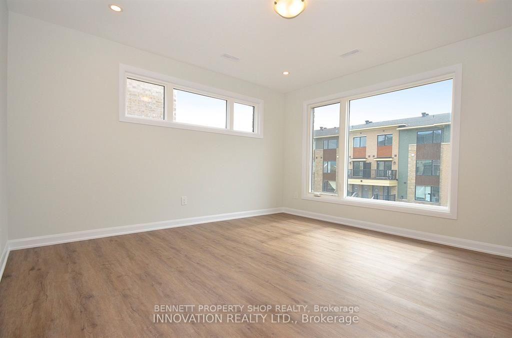 Photo 11 of 1429 Creekway Private, Ottawa, Kanata - Kanata Lakes/Heritage Hills — HOMEH