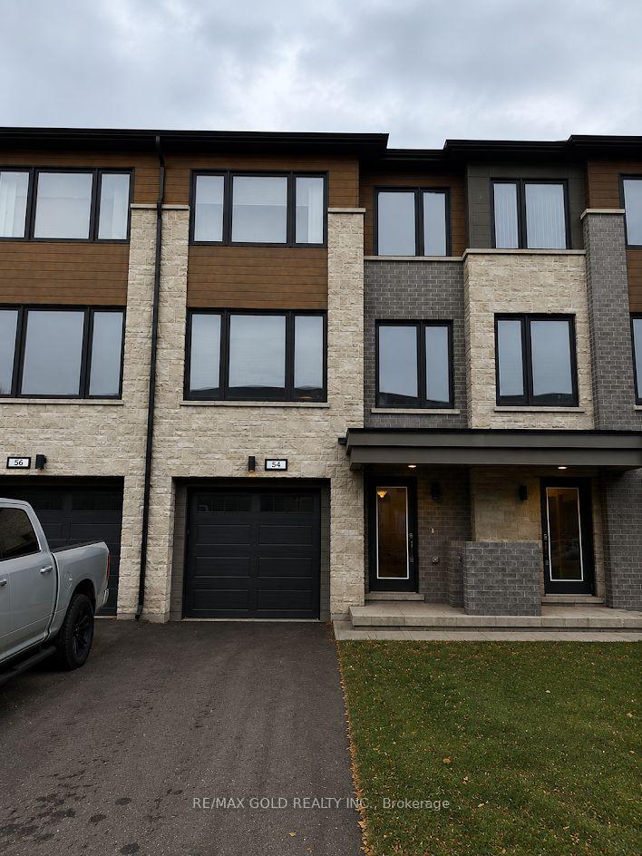 Photo 1 of 54 Humberstone Drive, Halton Hills, Georgetown — HOMEH