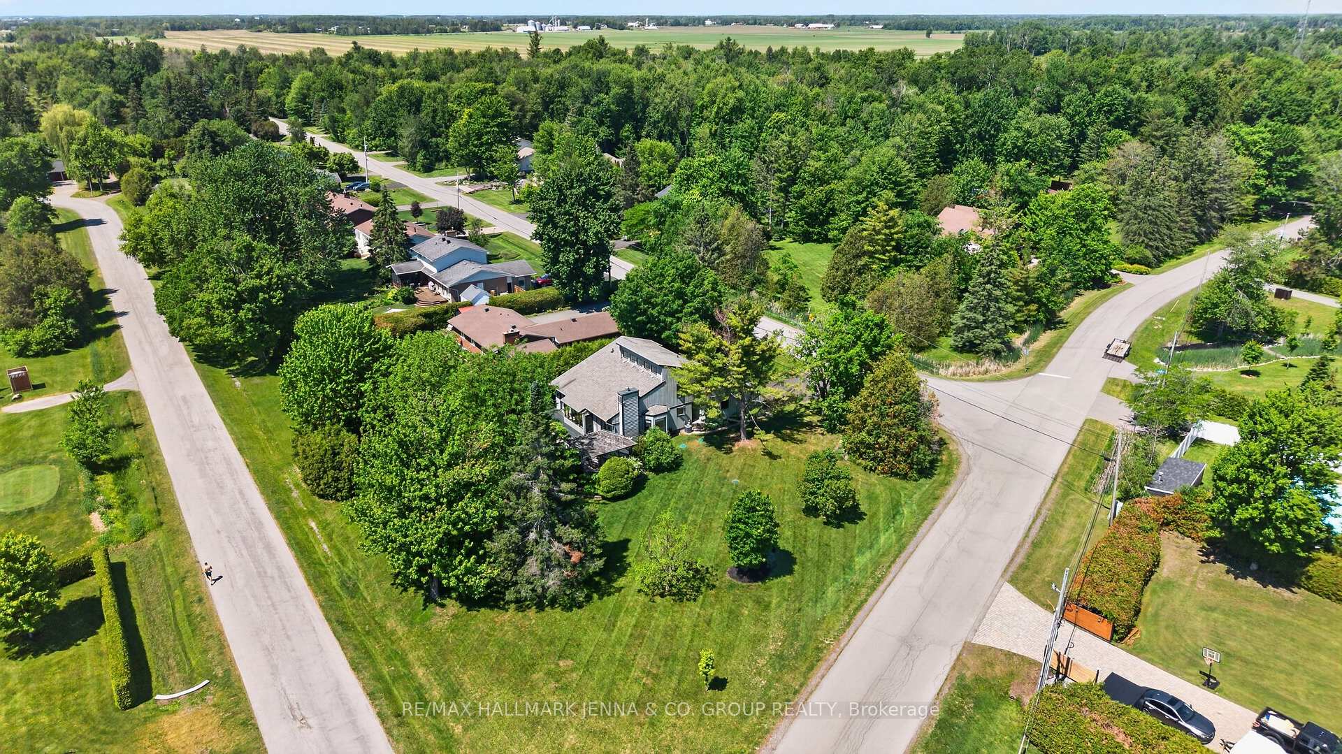 Photo 2 of 1214 Upton Road, Ottawa, Manotick South to Roger Stevens — HOMEH