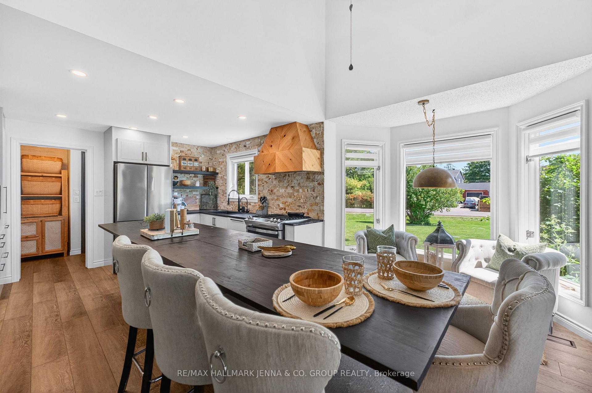 Photo 21 of 1214 Upton Road, Ottawa, Manotick South to Roger Stevens — HOMEH
