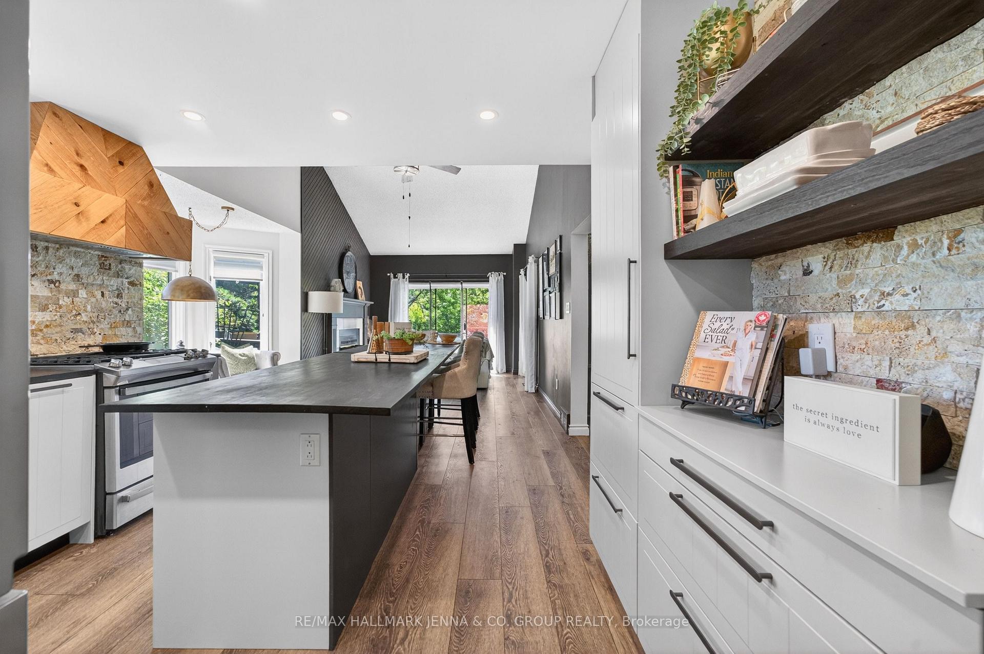 Photo 24 of 1214 Upton Road, Ottawa, Manotick South to Roger Stevens — HOMEH