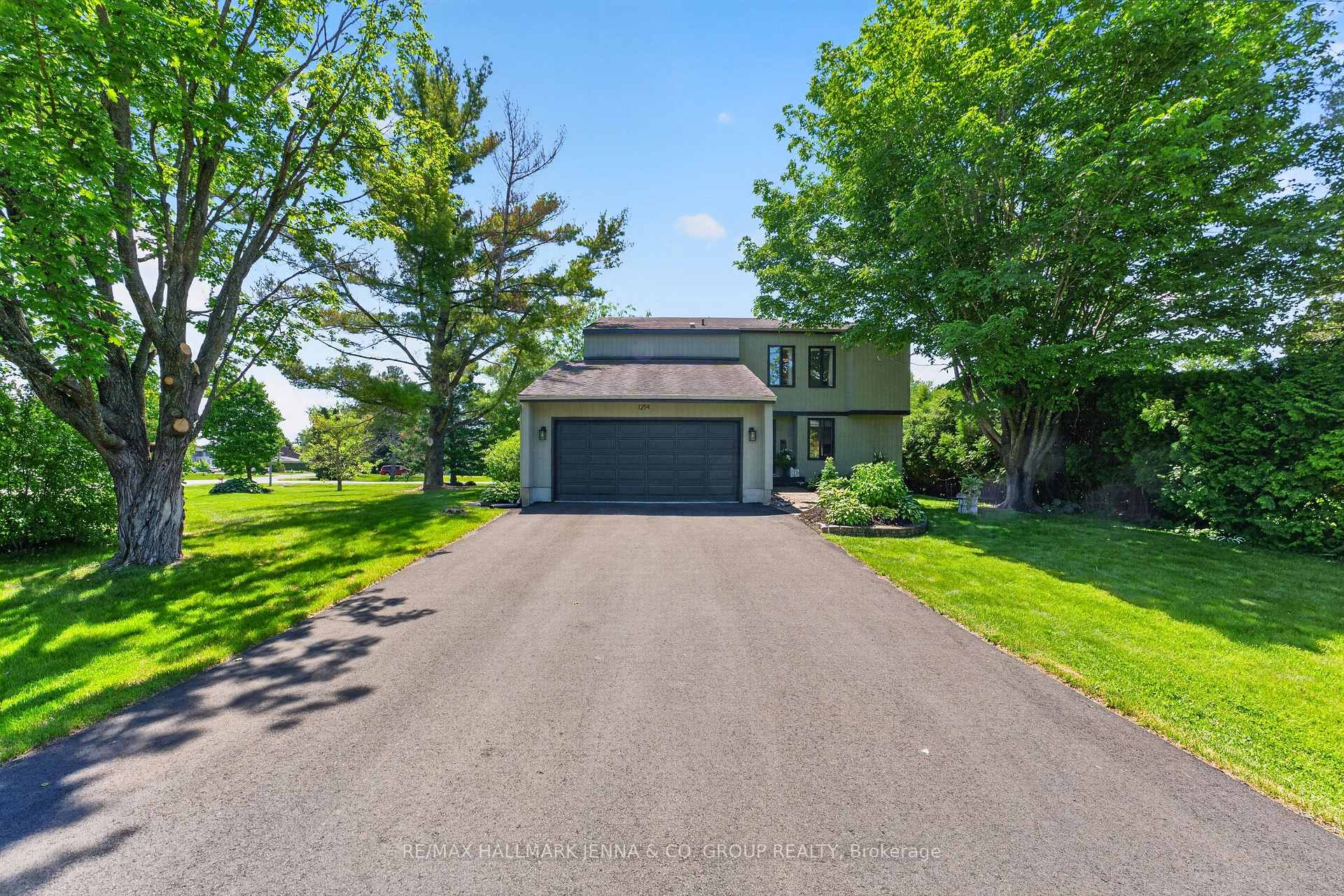 Photo 48 of 1214 Upton Road, Ottawa, Manotick South to Roger Stevens — HOMEH