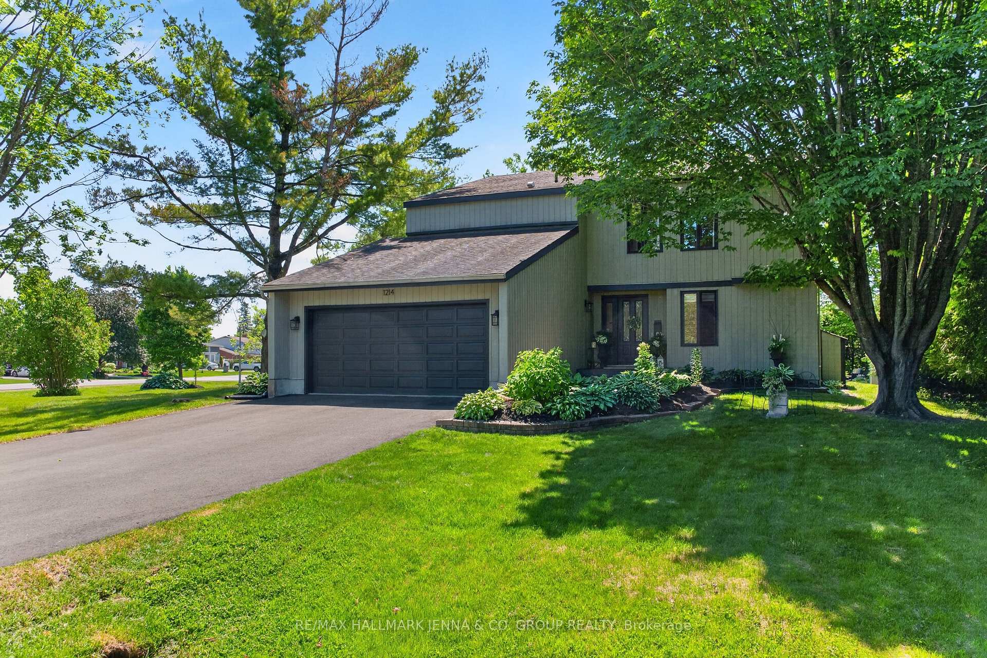 Photo 49 of 1214 Upton Road, Ottawa, Manotick South to Roger Stevens — HOMEH