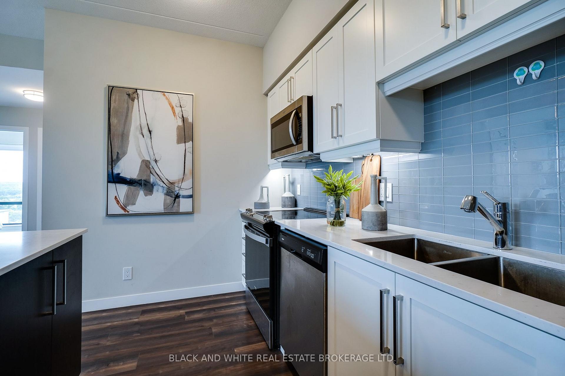 Photo 9 of Unit 1407, 15 Queen Street S, Hamilton, Central — HOMEH