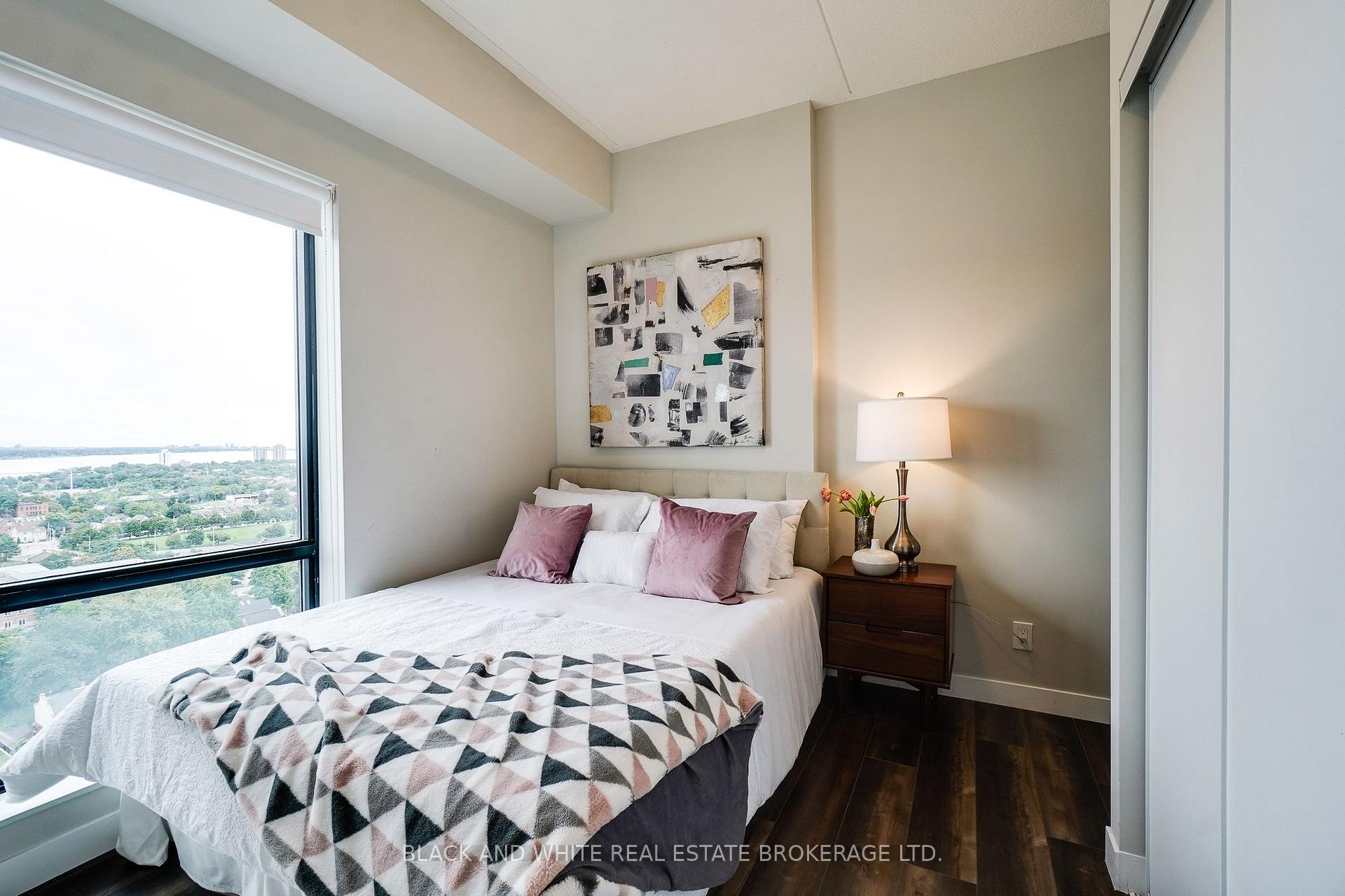 Photo 15 of Unit 1407, 15 Queen Street S, Hamilton, Central — HOMEH