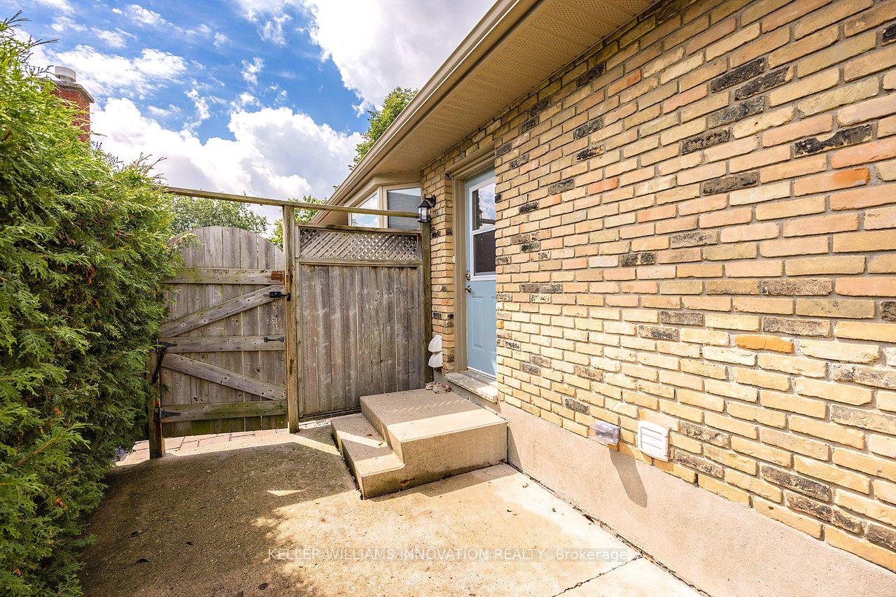 Photo 35 of Unit B, 81 Culver Crescent, London, East H — HOMEH