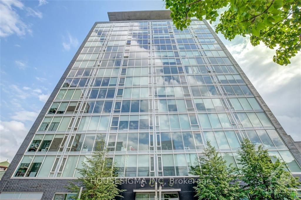 Front of Unit 602, 300 Lisgar Street
