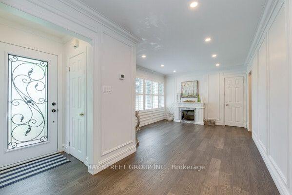 Photo 4 of 538 Fourth Line, Oakville, West — HOMEH