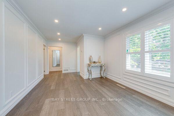 Photo 7 of 538 Fourth Line, Oakville, West — HOMEH