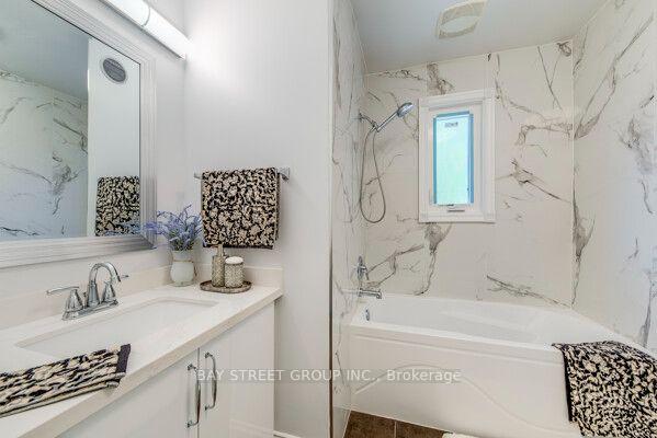 Photo 14 of 538 Fourth Line, Oakville, West — HOMEH