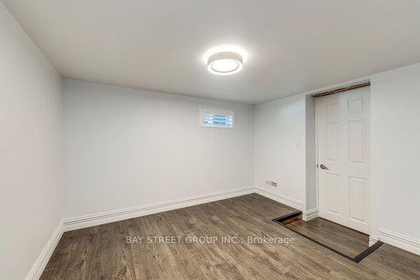 Photo 23 of 538 Fourth Line, Oakville, West — HOMEH