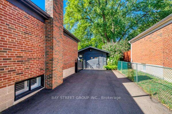 Photo 27 of 538 Fourth Line, Oakville, West — HOMEH