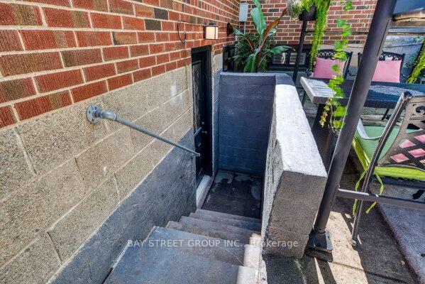 Photo 31 of 538 Fourth Line, Oakville, West — HOMEH