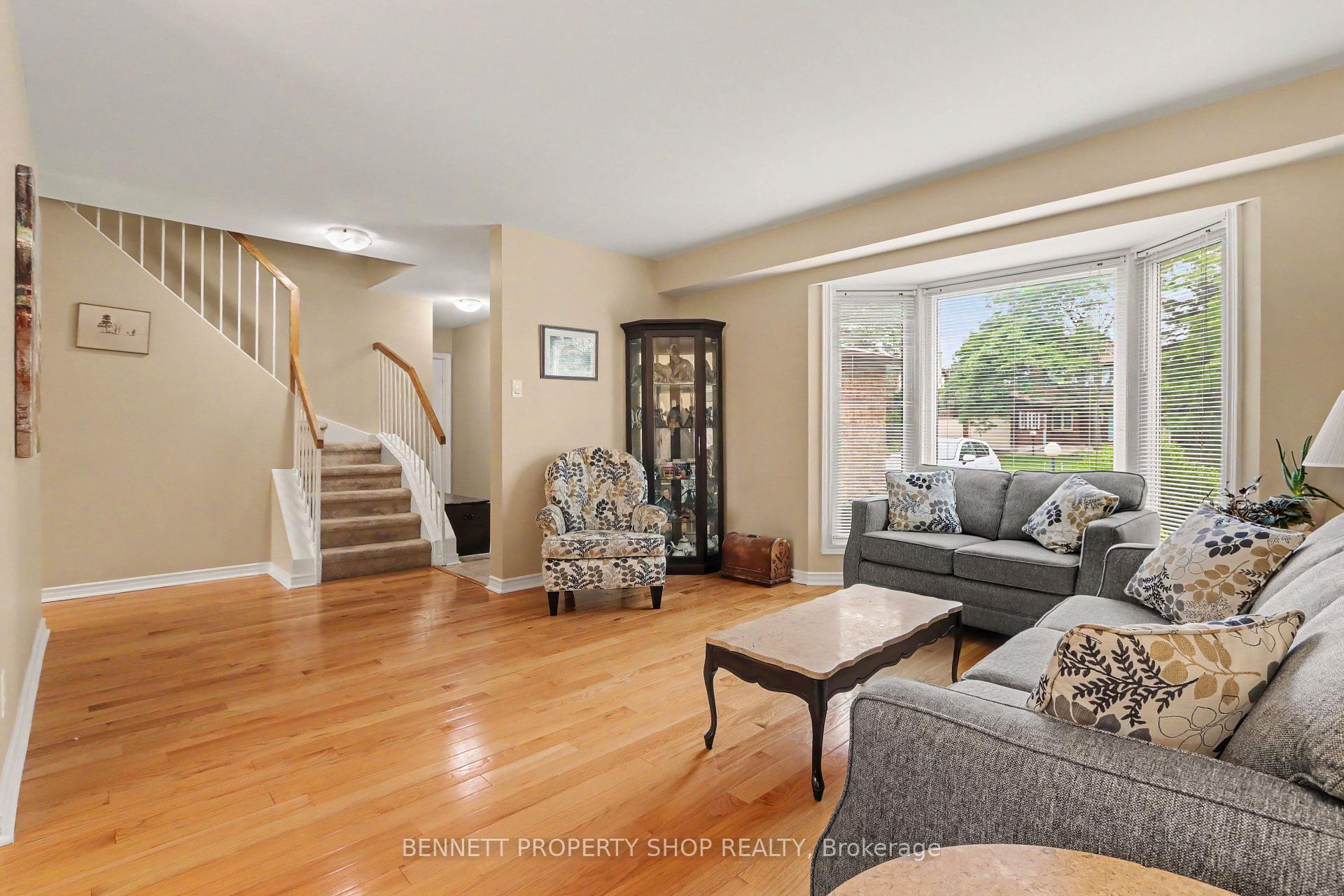 Photo 2 of 432 Pickford Drive, Ottawa, Kanata - Katimavik — HOMEH