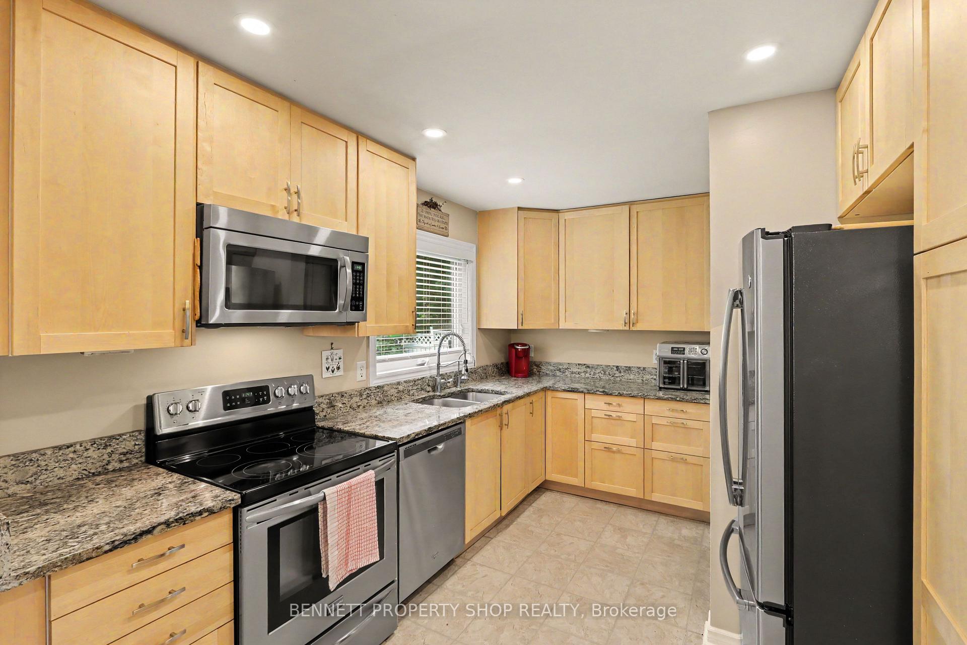 Photo 7 of 432 Pickford Drive, Ottawa, Kanata - Katimavik — HOMEH