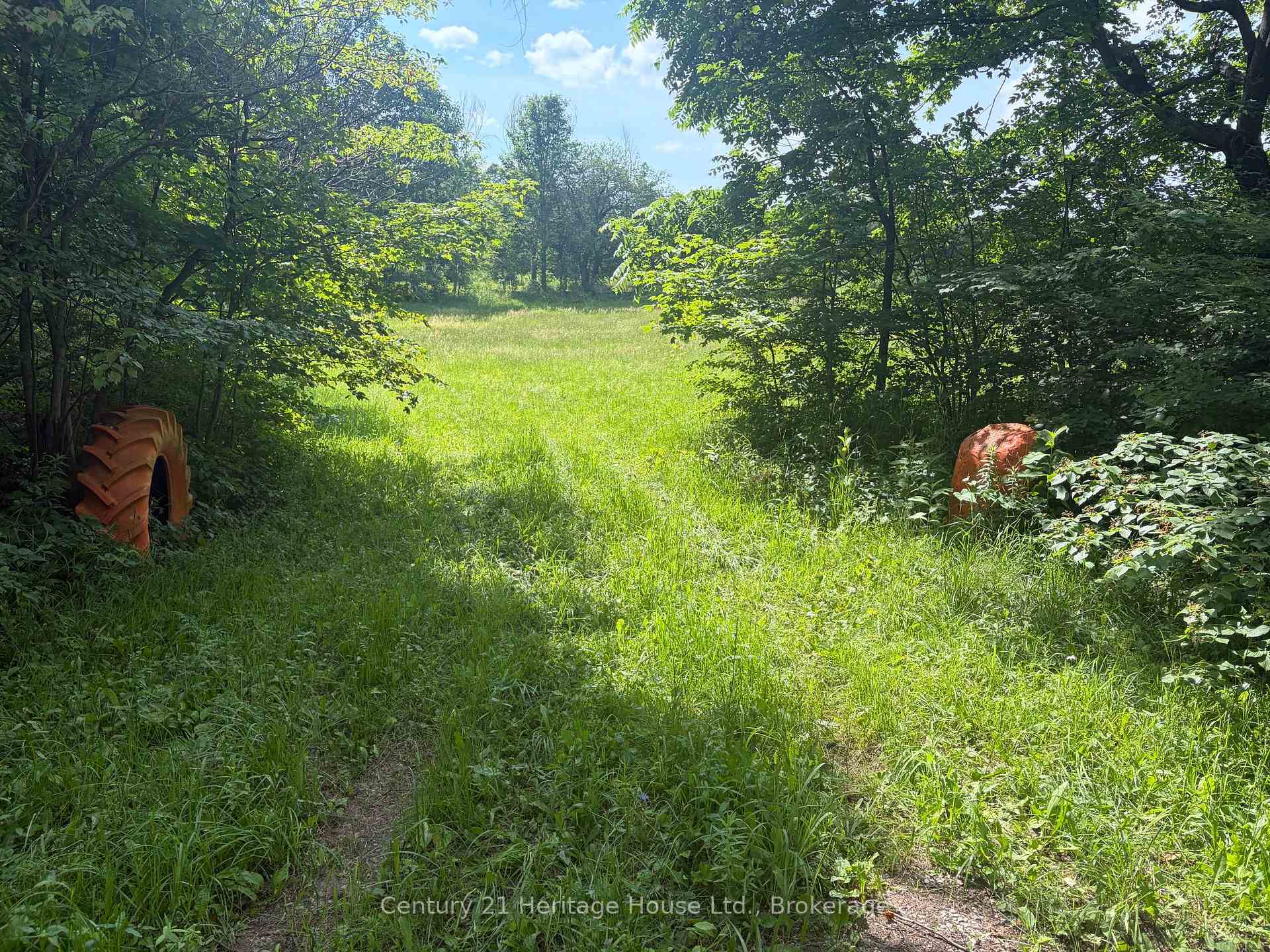 Photo 2 of 473088 Southgate Road 47, Southgate — HOMEH