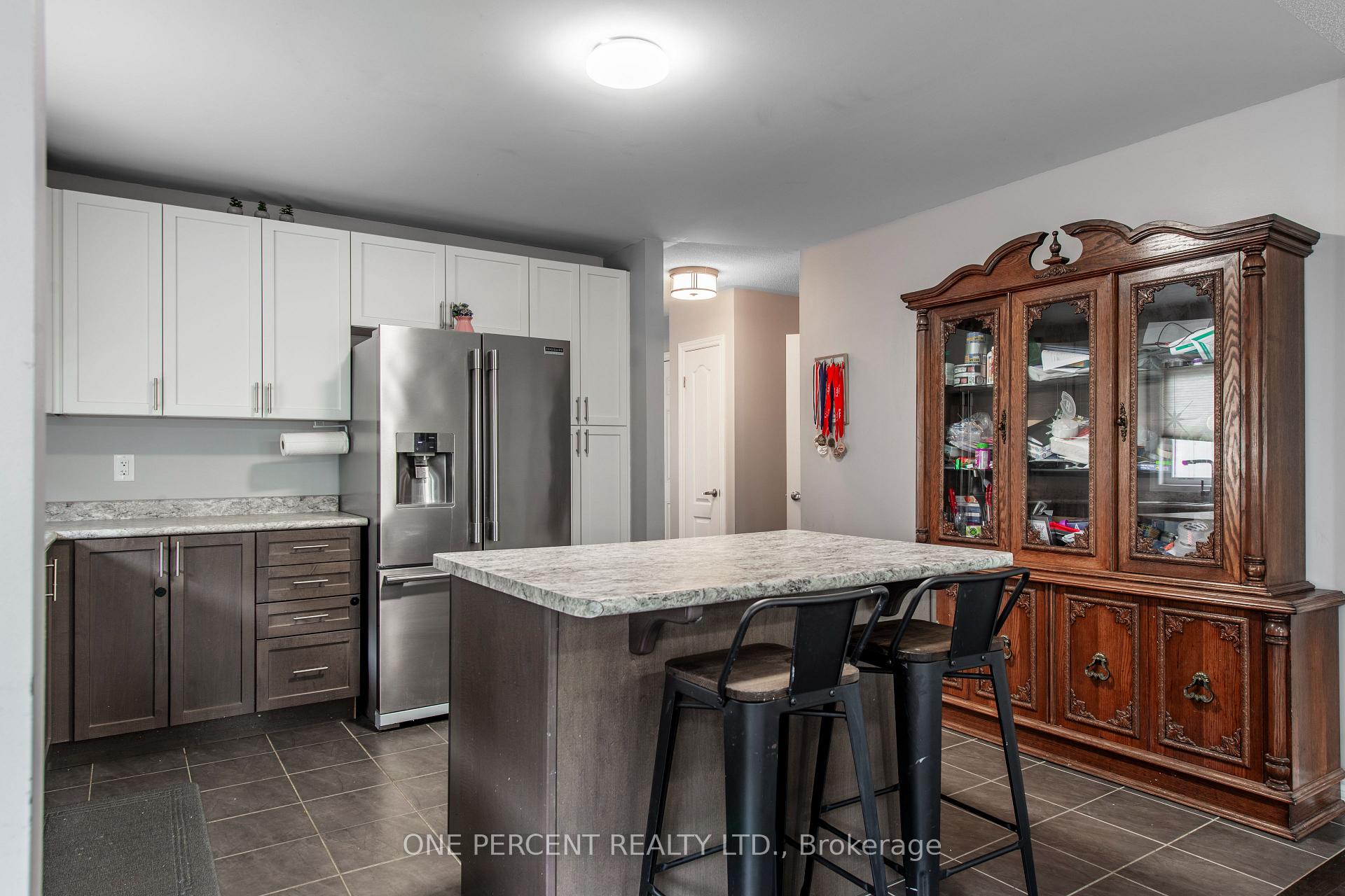 Photo 16 of 360 Armstrong Street W, North Perth, Listowel — HOMEH