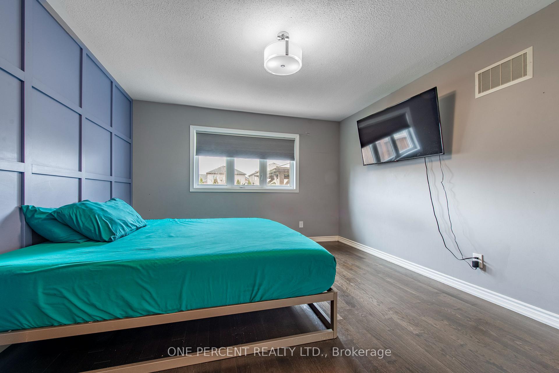 Photo 19 of 360 Armstrong Street W, North Perth, Listowel — HOMEH