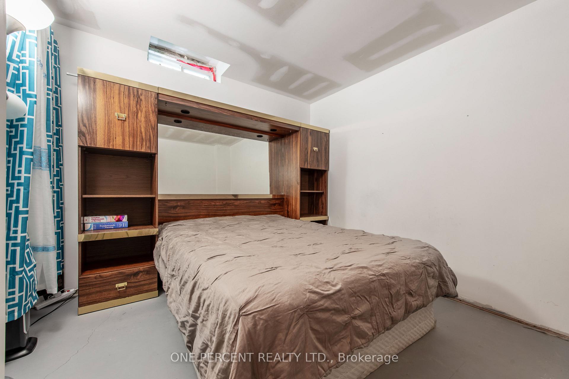 Photo 32 of 360 Armstrong Street W, North Perth, Listowel — HOMEH