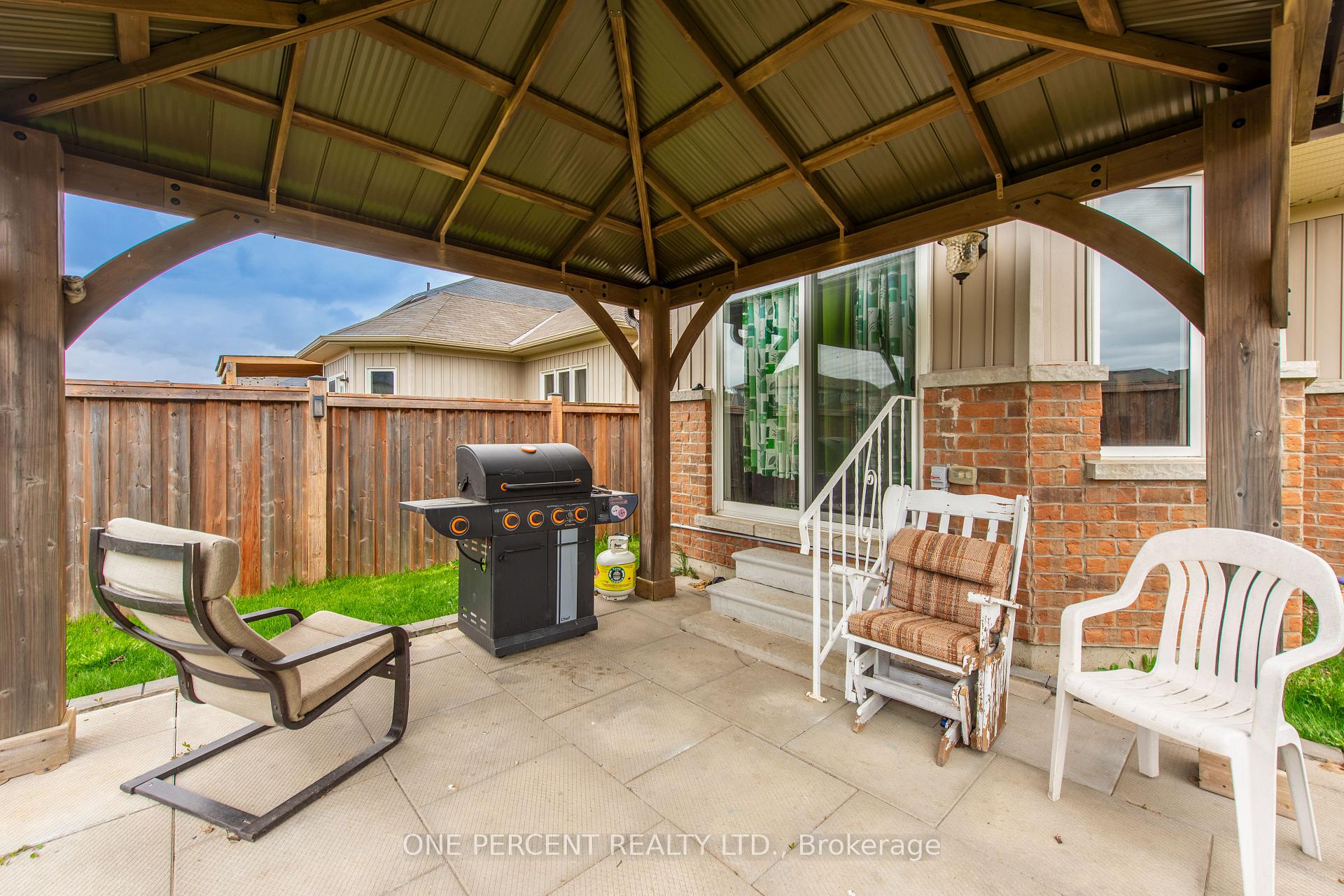 Photo 34 of 360 Armstrong Street W, North Perth, Listowel — HOMEH