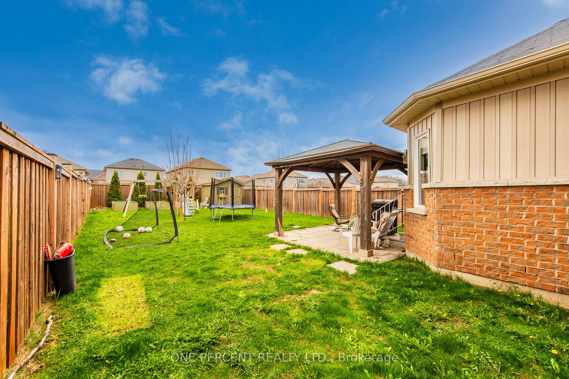 Photo 37 of 360 Armstrong Street W, North Perth, Listowel — HOMEH