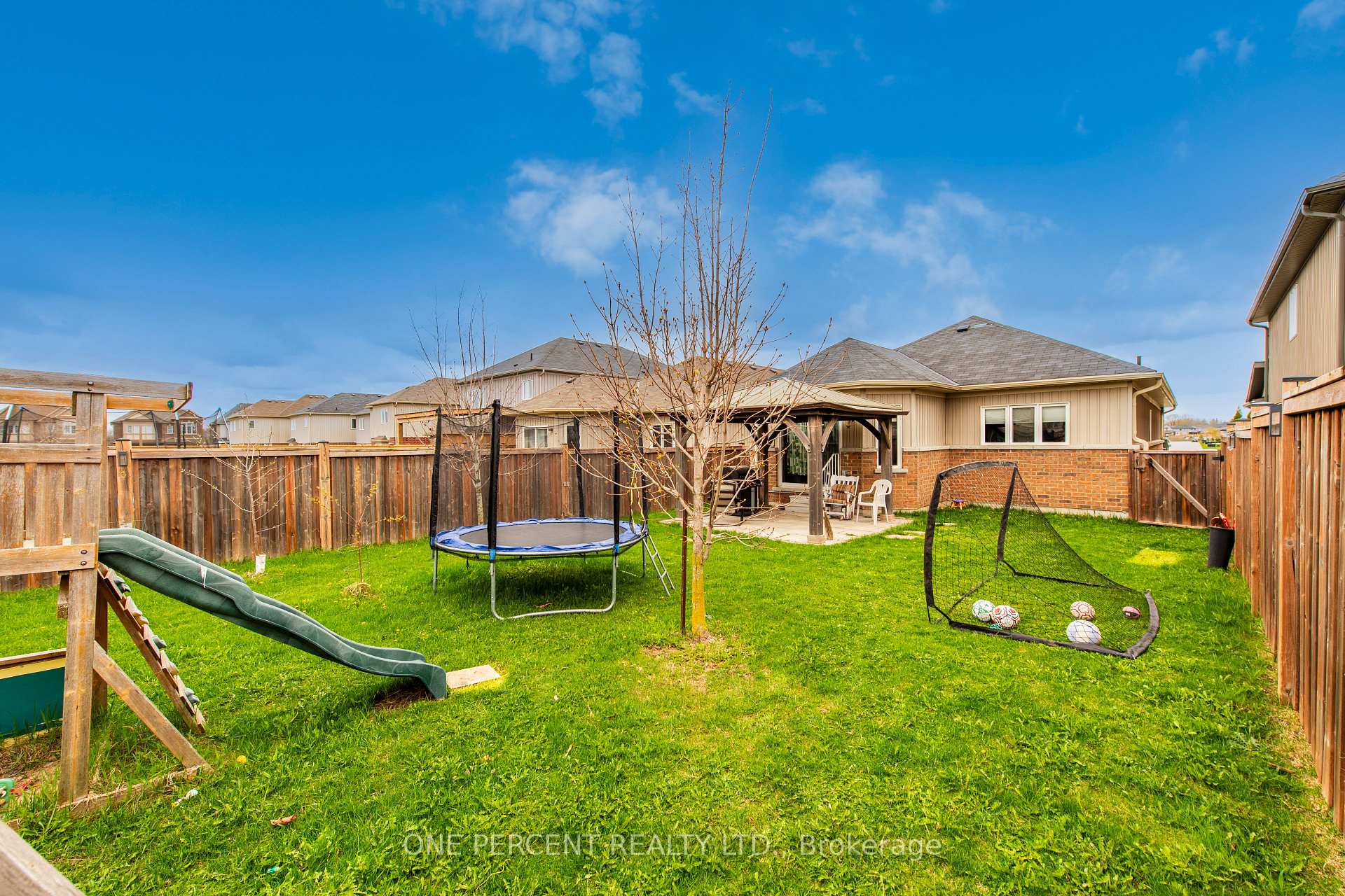Photo 39 of 360 Armstrong Street W, North Perth, Listowel — HOMEH