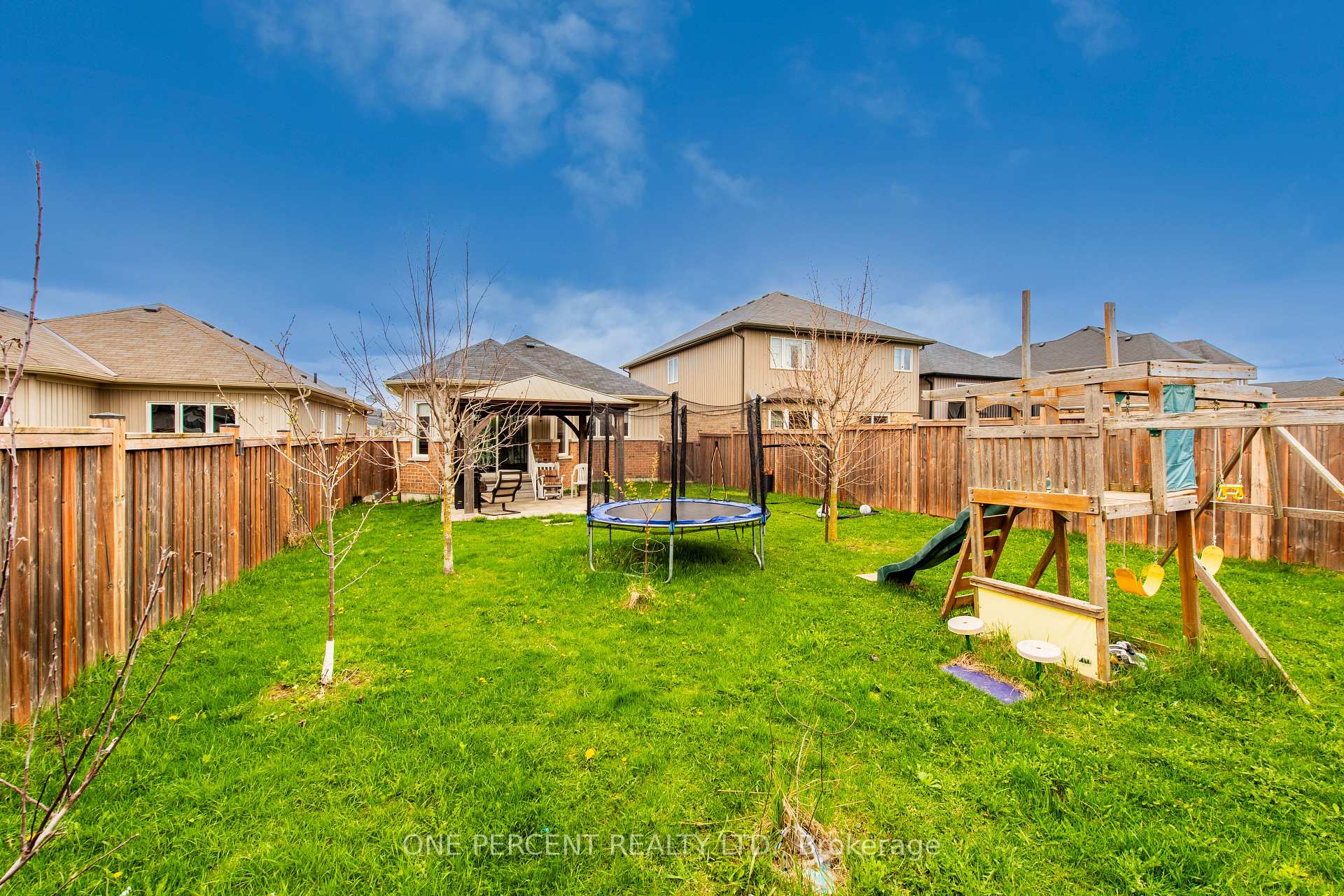 Photo 40 of 360 Armstrong Street W, North Perth, Listowel — HOMEH