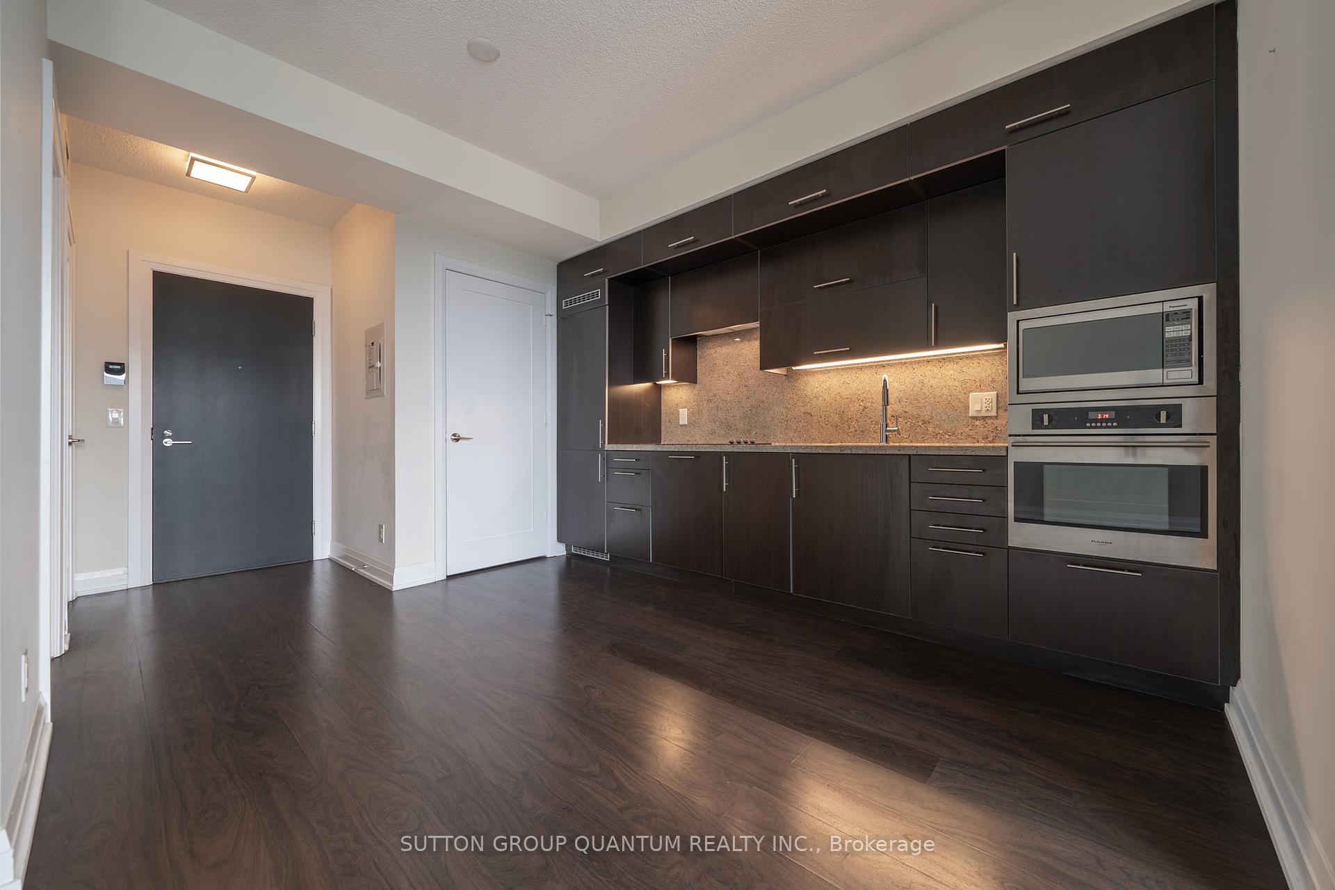 Photo 5 of Unit 2418, 5 Sheppard Avenue E, North York, Willowdale East — HOMEH