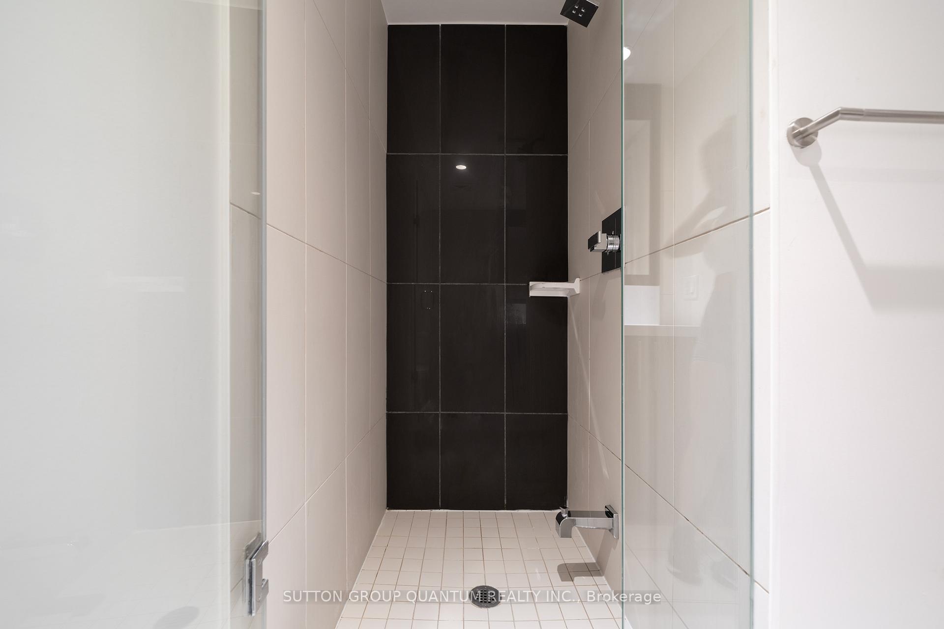 Photo 14 of Unit 2418, 5 Sheppard Avenue E, North York, Willowdale East — HOMEH