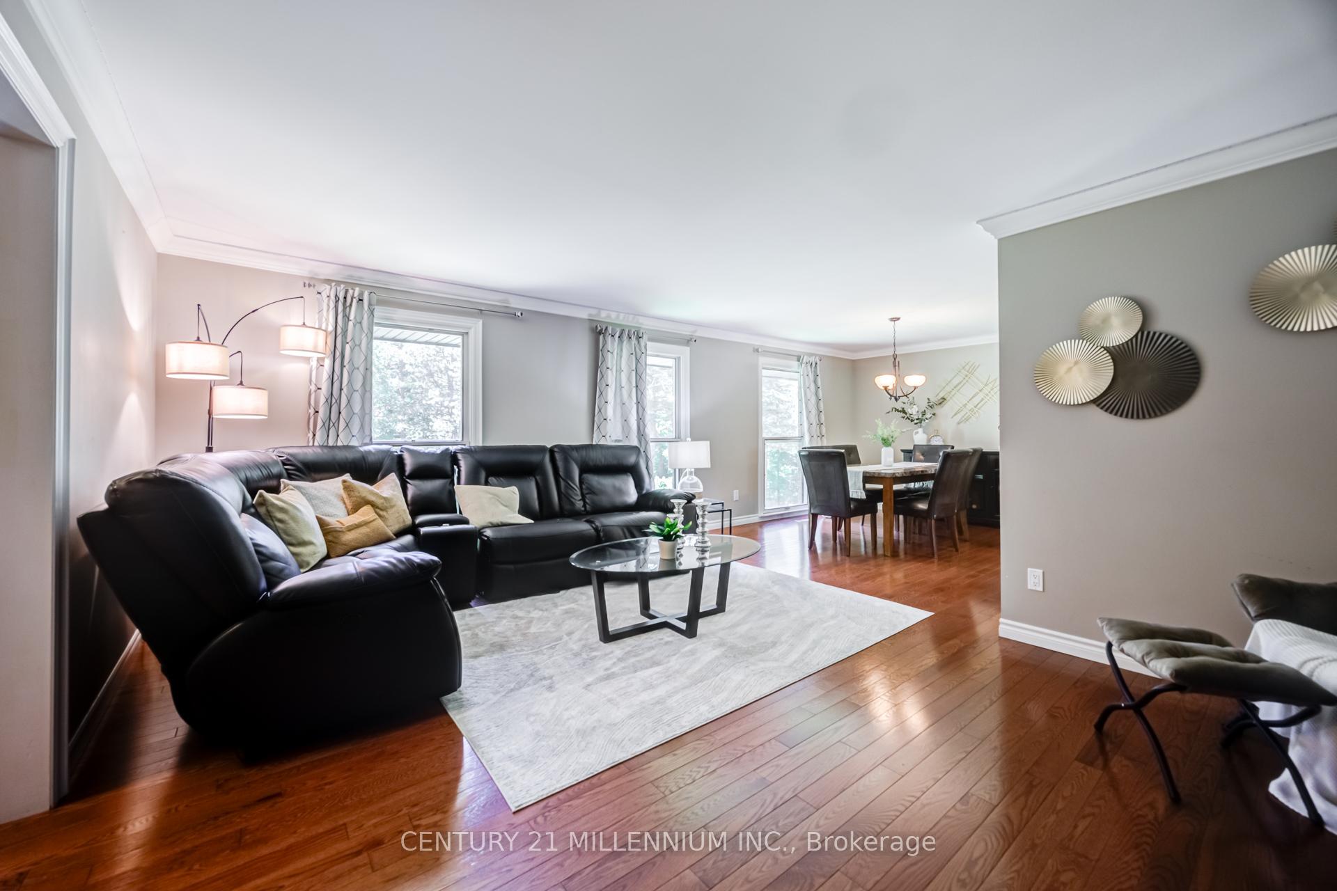 Photo 10 of 44 Gibson Lake Drive, Caledon, Palgrave — HOMEH