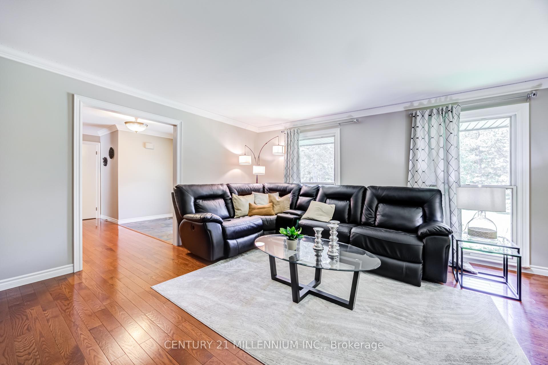 Photo 11 of 44 Gibson Lake Drive, Caledon, Palgrave — HOMEH