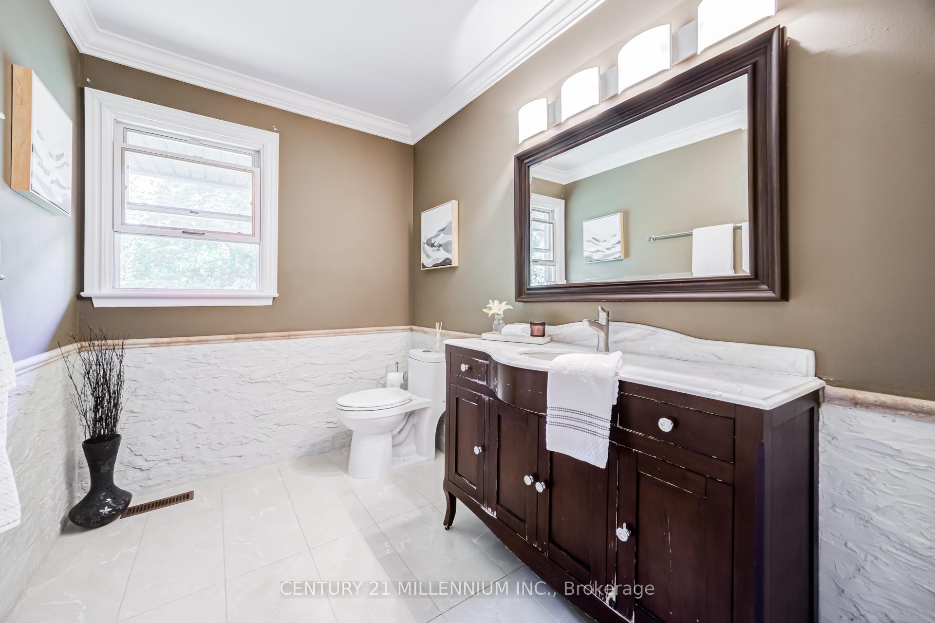 Photo 24 of 44 Gibson Lake Drive, Caledon, Palgrave — HOMEH