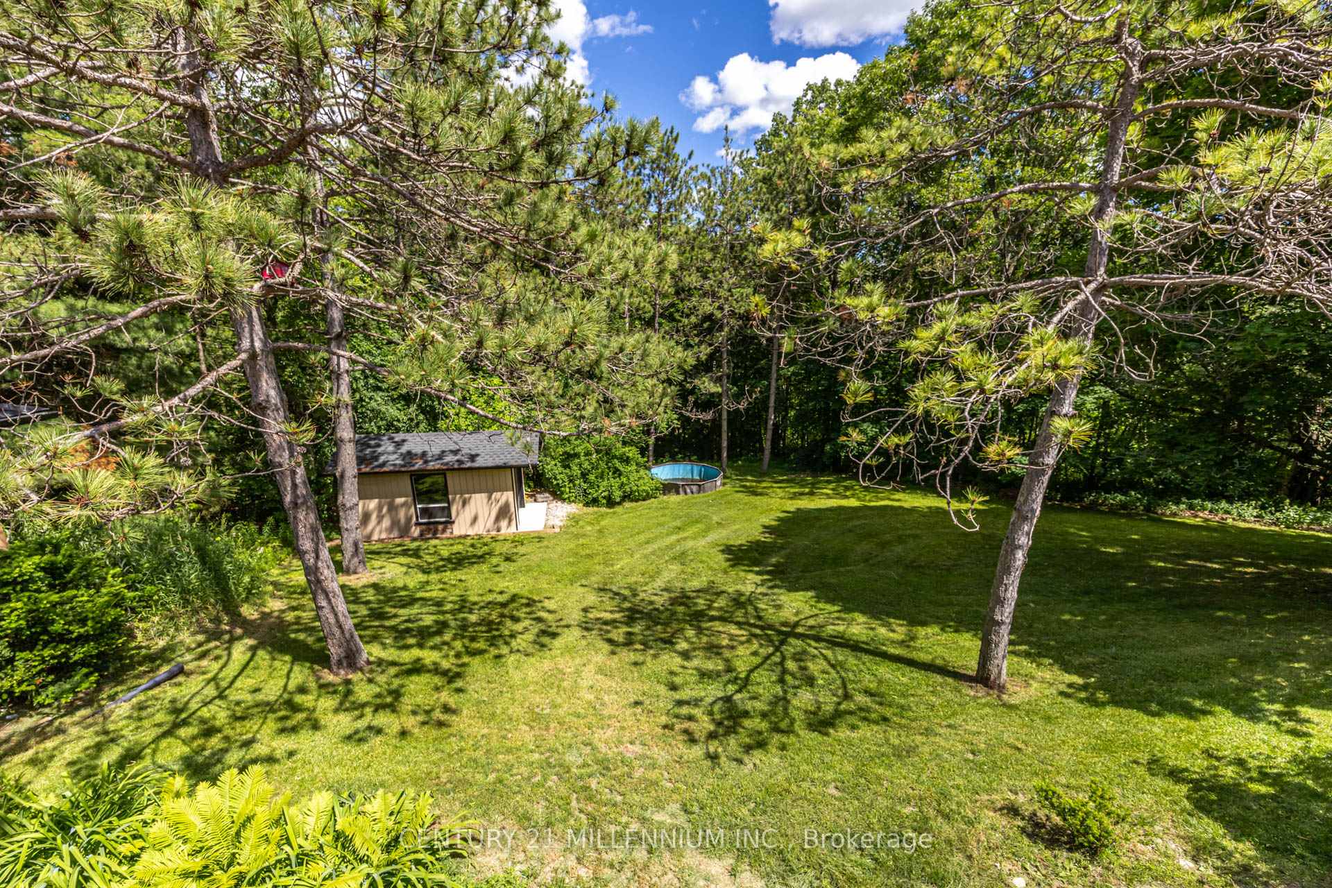 Photo 28 of 44 Gibson Lake Drive, Caledon, Palgrave — HOMEH