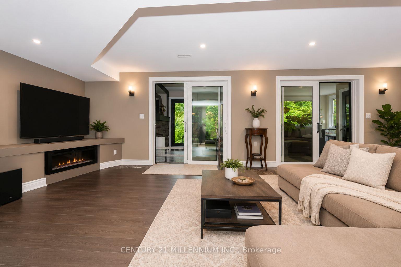 Photo 37 of 44 Gibson Lake Drive, Caledon, Palgrave — HOMEH