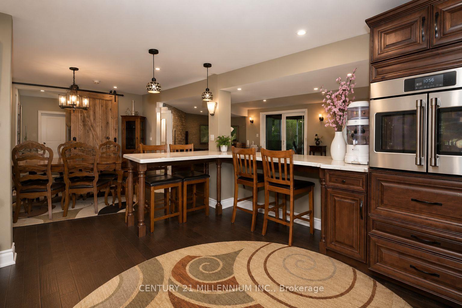 Photo 39 of 44 Gibson Lake Drive, Caledon, Palgrave — HOMEH