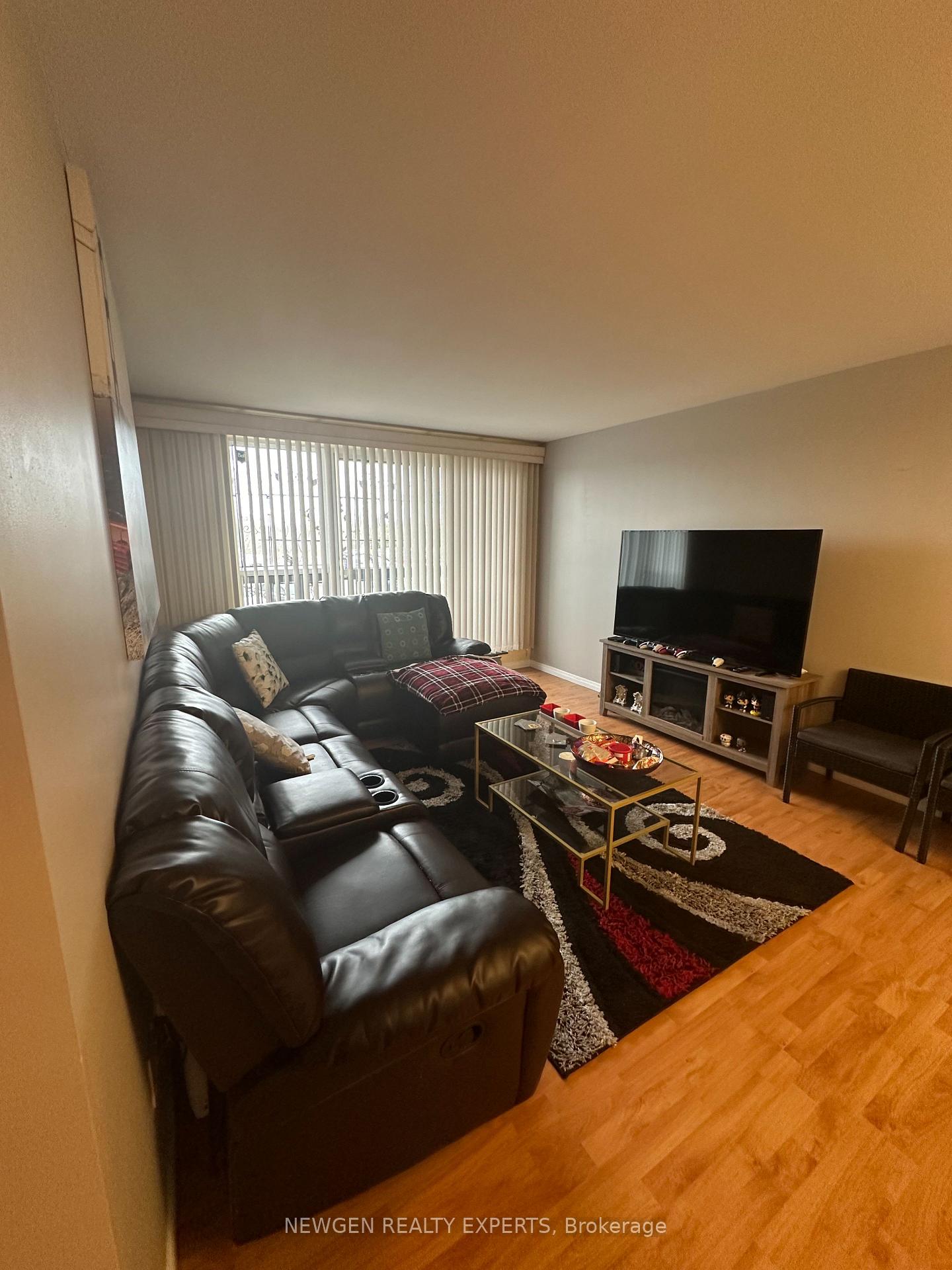 Photo 15 of Unit 112, 334 Queen Mary Road, Kingston, West of Sir John A. Blvd — HOMEH