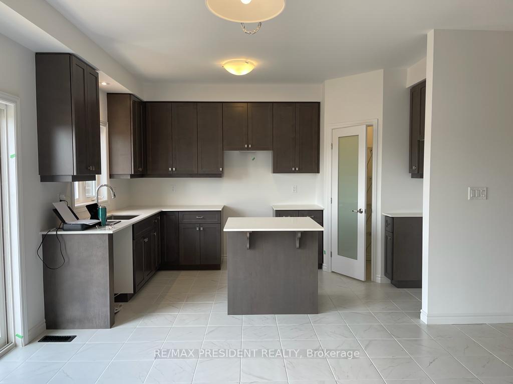 Photo 6 of 35 Whitton Drive, Brantford, Empire — HOMEH