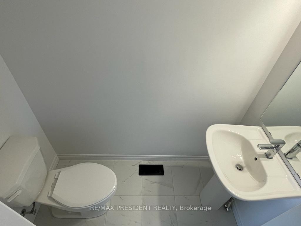 Photo 8 of 35 Whitton Drive, Brantford, Empire — HOMEH