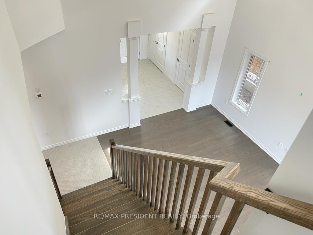 Photo 11 of 35 Whitton Drive, Brantford, Empire — HOMEH
