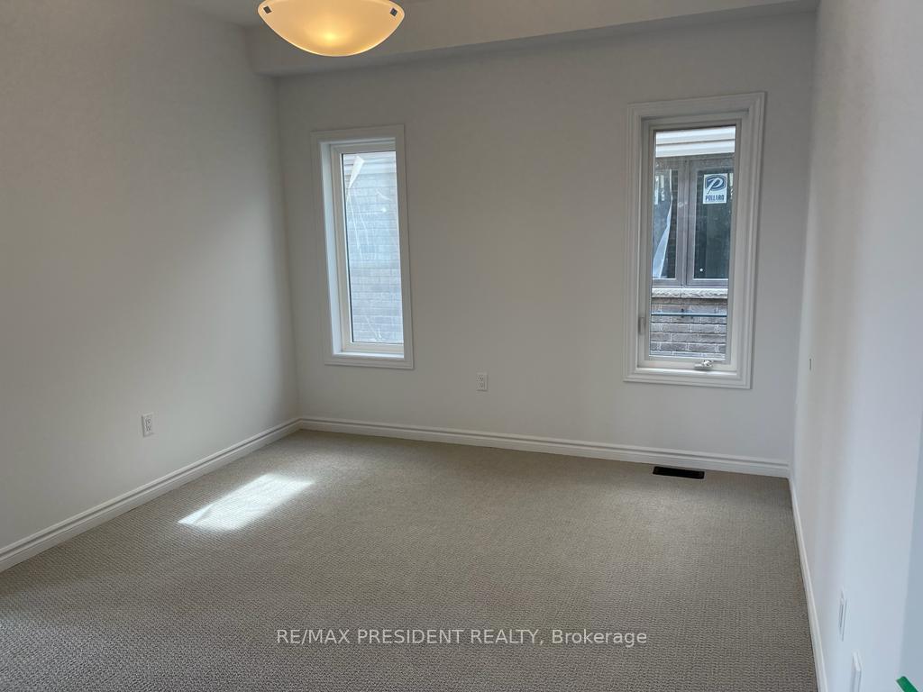 Photo 13 of 35 Whitton Drive, Brantford, Empire — HOMEH