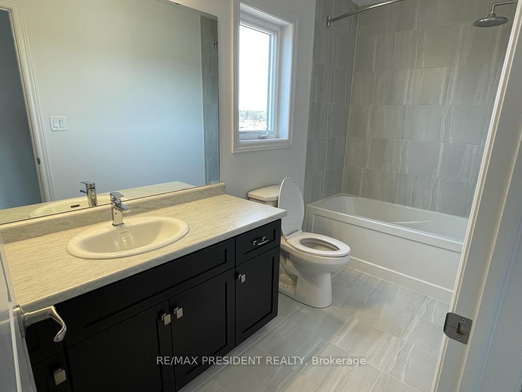 Photo 15 of 35 Whitton Drive, Brantford, Empire — HOMEH