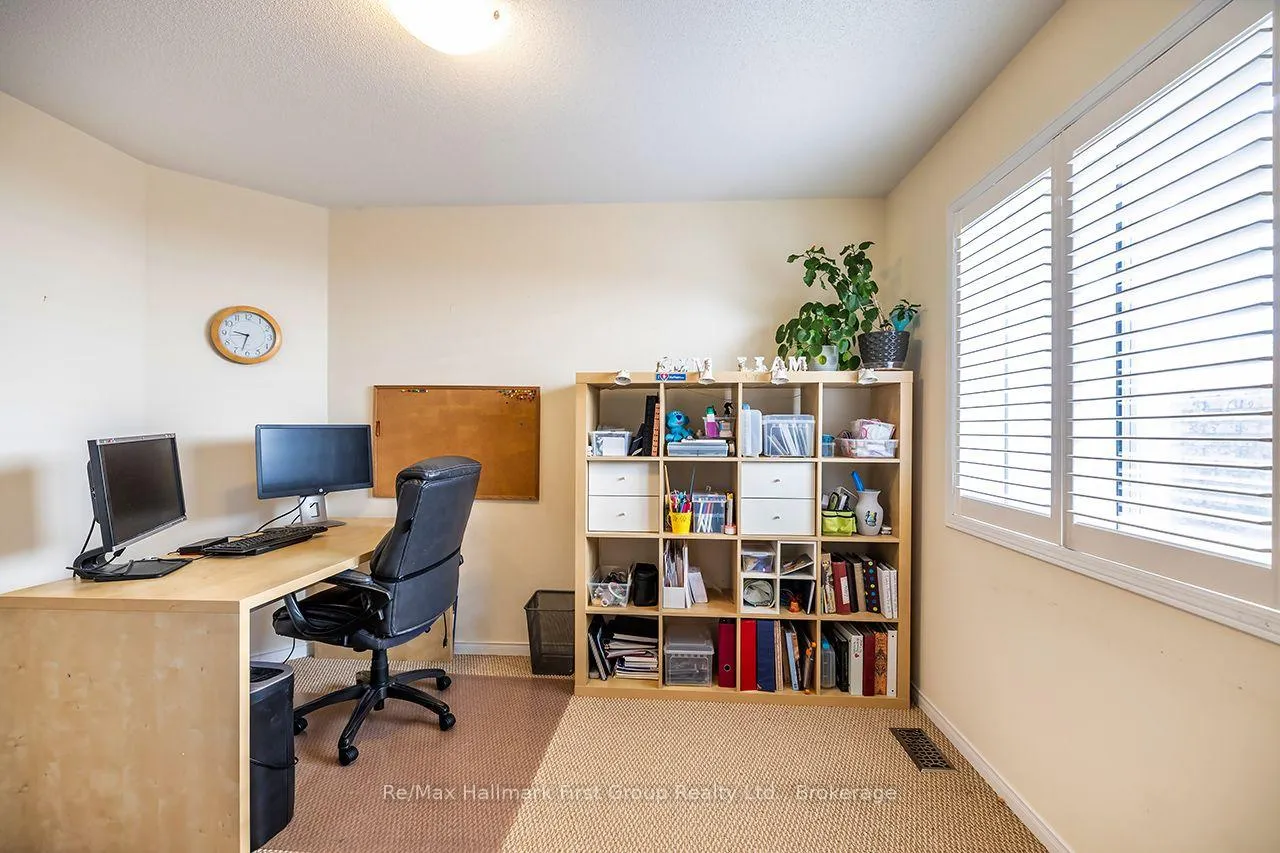Photo 15 of 1620 Badgley Drive, Oshawa, Taunton — HOMEH
